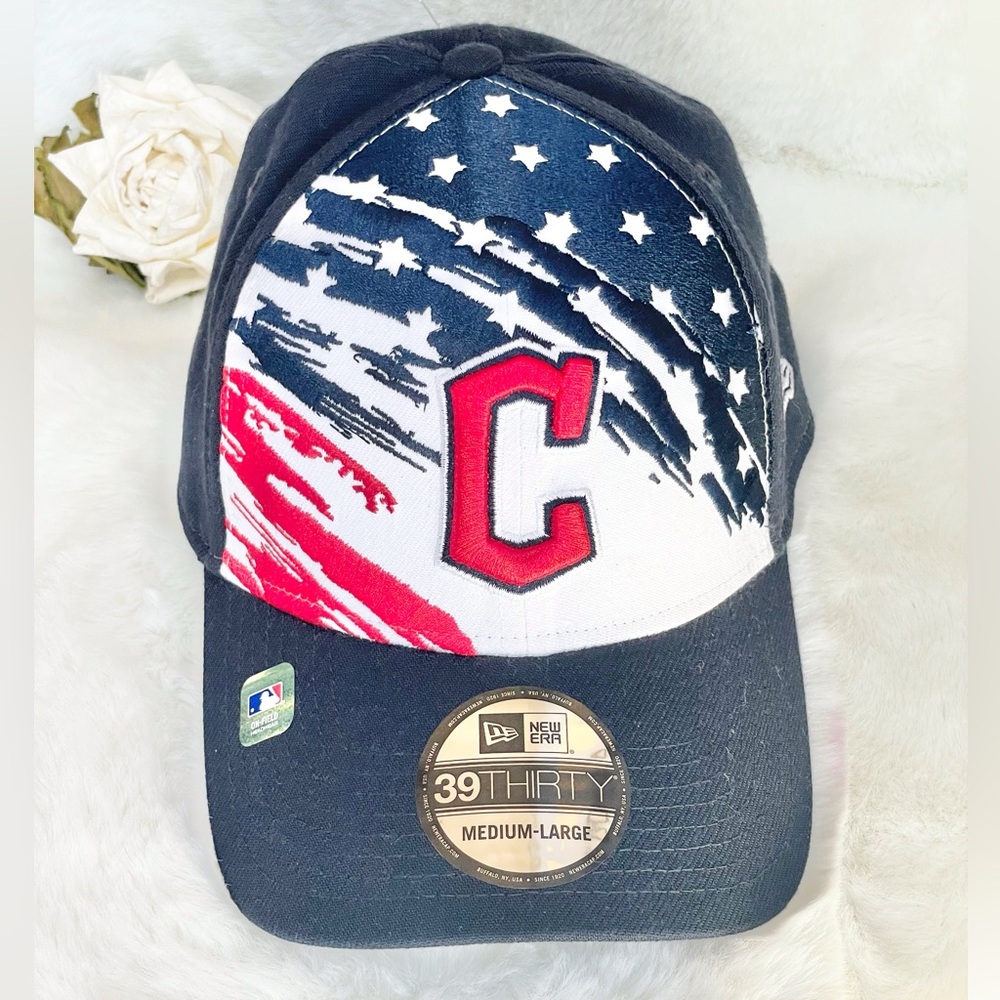 New w/tag CLEVELAND GUARDIANS OFFICIAL MLB HAT NAVY BLUE with red & white SZ M/L